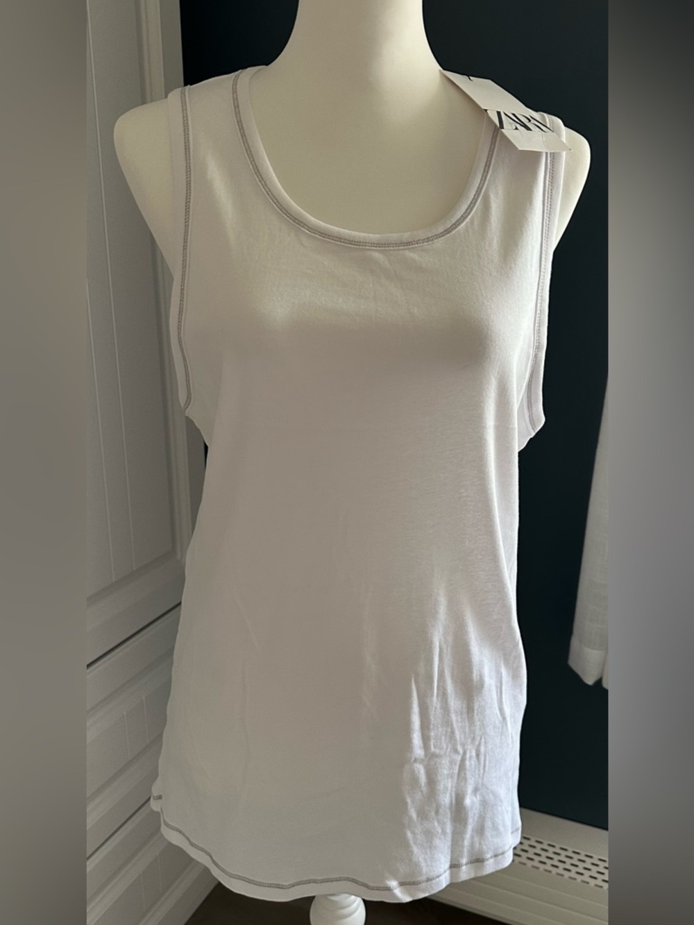 Zara Ladies Classic White Women's Tank Top Size XL-NWT